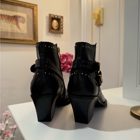 NWOB Dolce Vita Roland Bootie 7.5 Black Leather Gold ret $169 - Picture 3 of 5